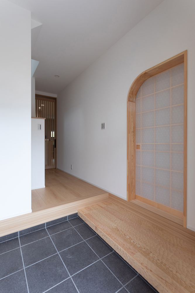 和モダンファミリーハウス