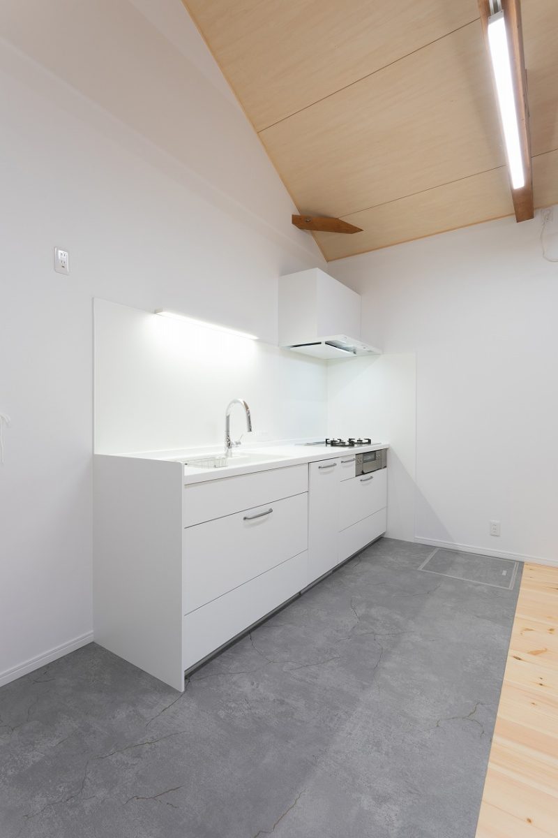 シンプルなシステムキッチン