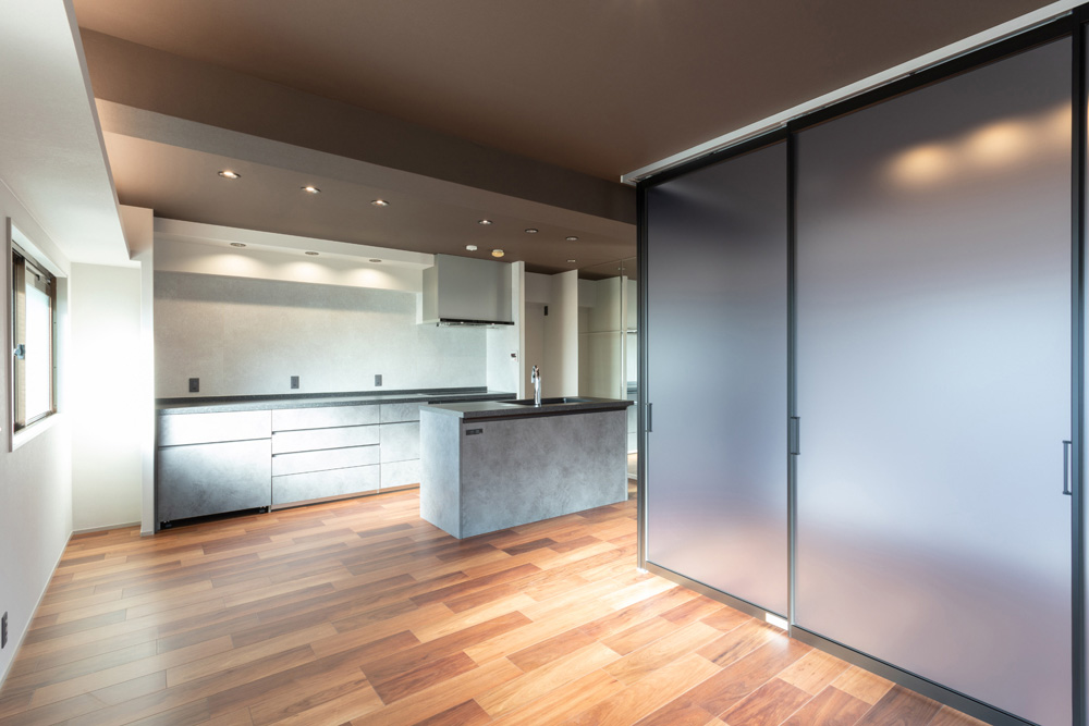 広々と開放的なマンションリノベーション