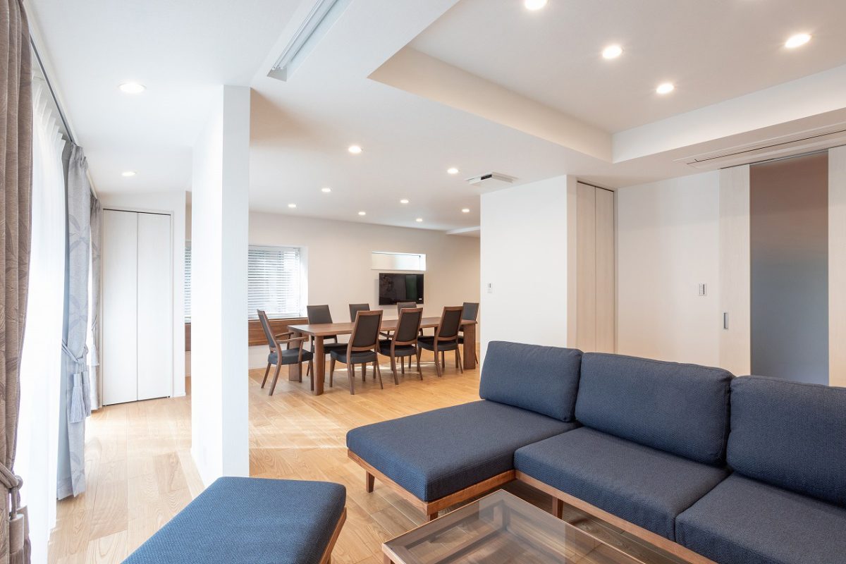 和風建築の素材が息づくシンプルで洗練された空間