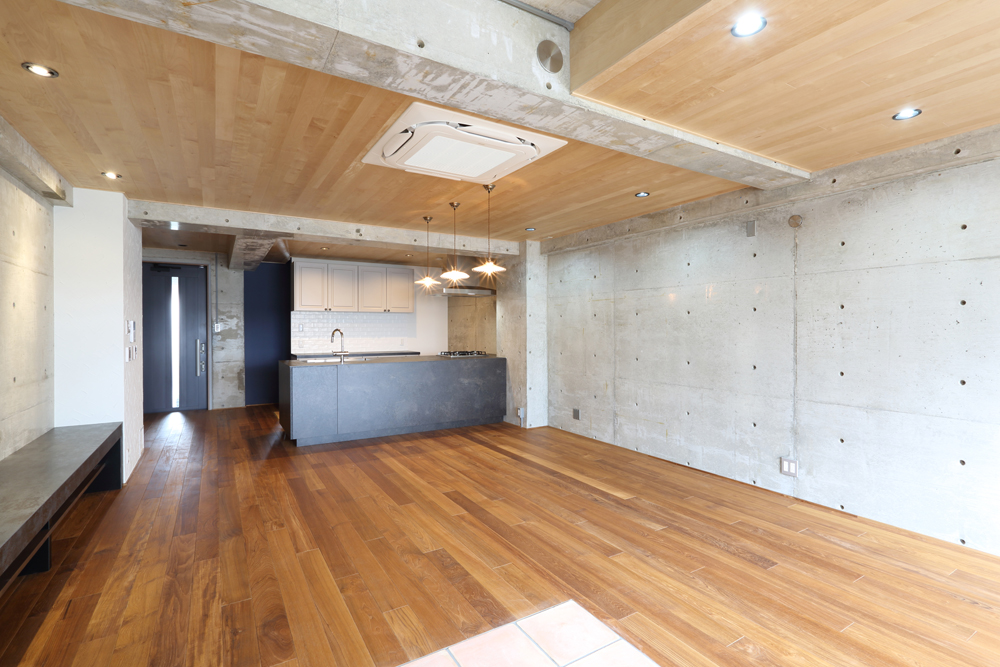 薪ストーブのあるこだわりリノベーション