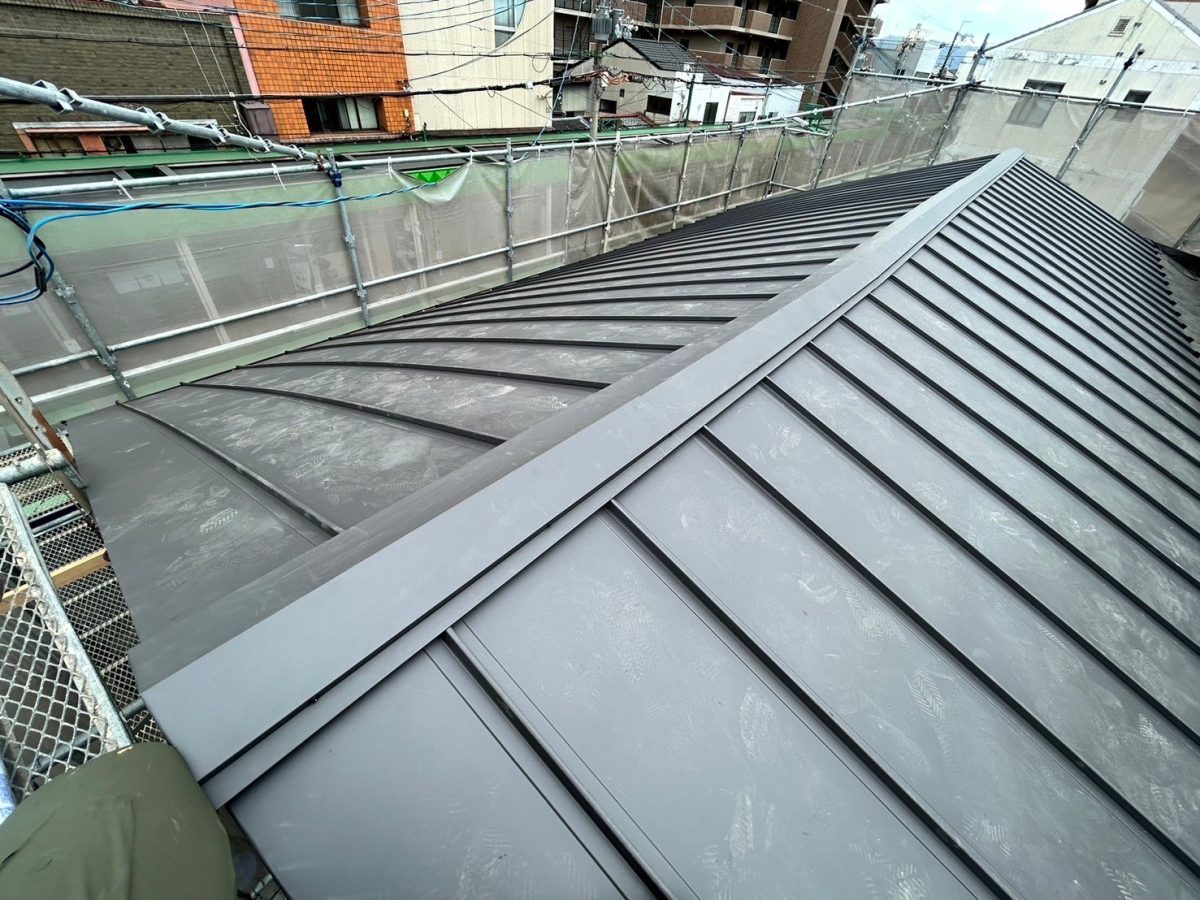 屋根の軽量化改修