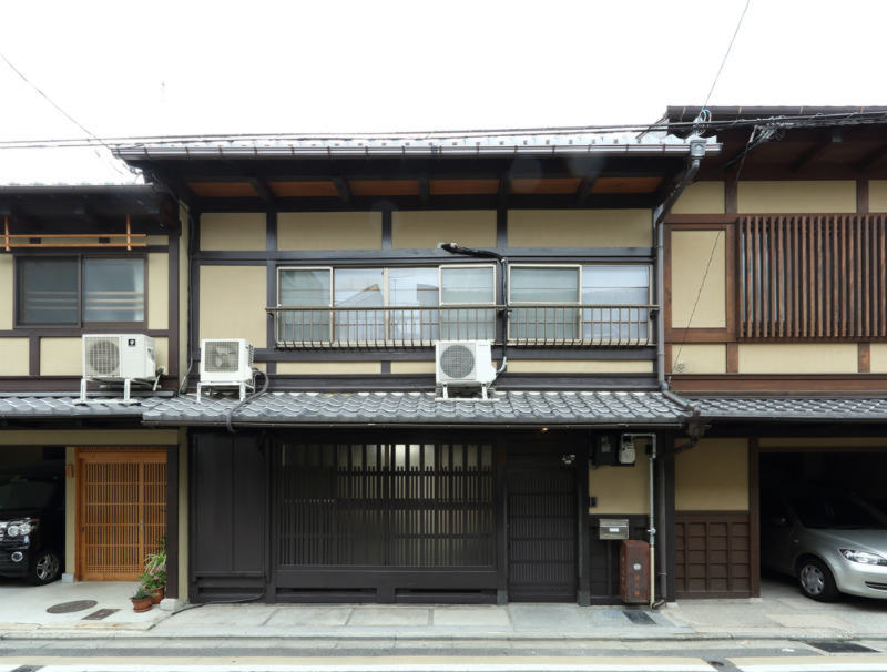 築100年におよぶ京町家。