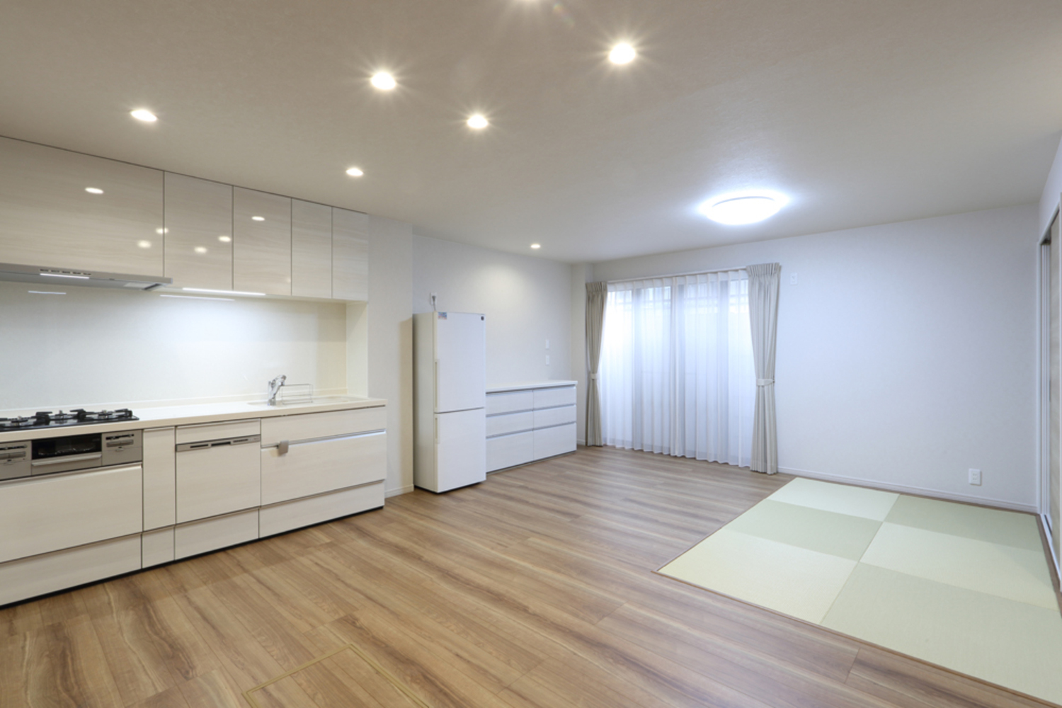 店舗兼住居をオフィス付き住居にリノベーション