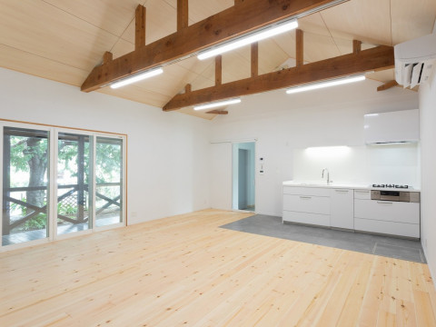 実家の写真館を住居にリノベーション